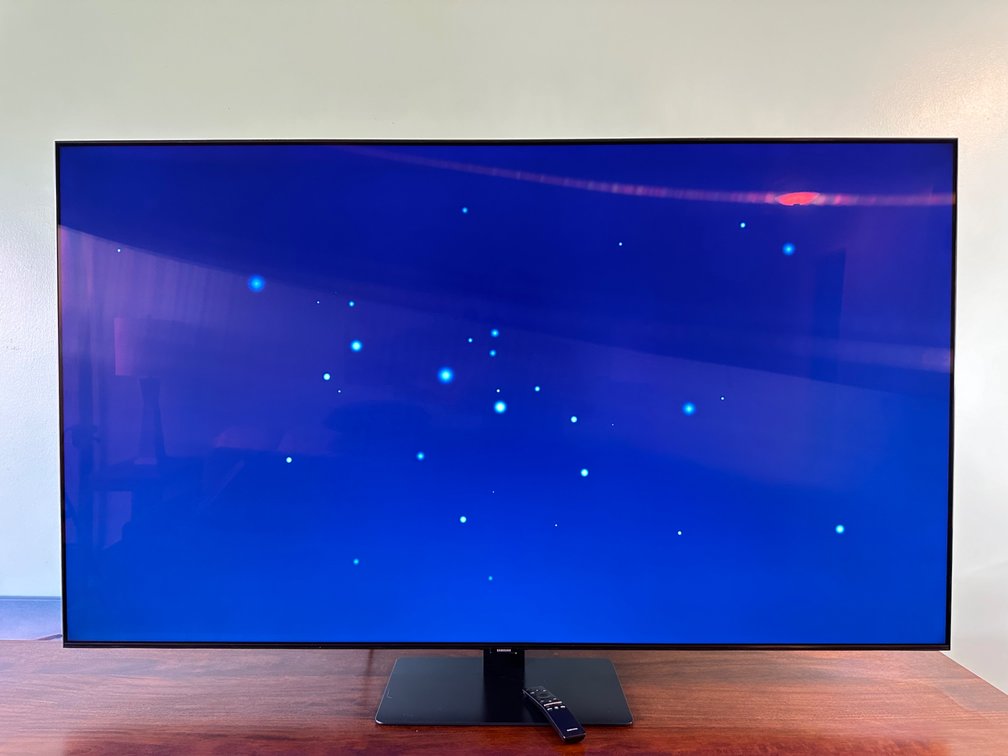 Samsung 65" QLED Smart TV - Model QN65Q8DTAF (2020)