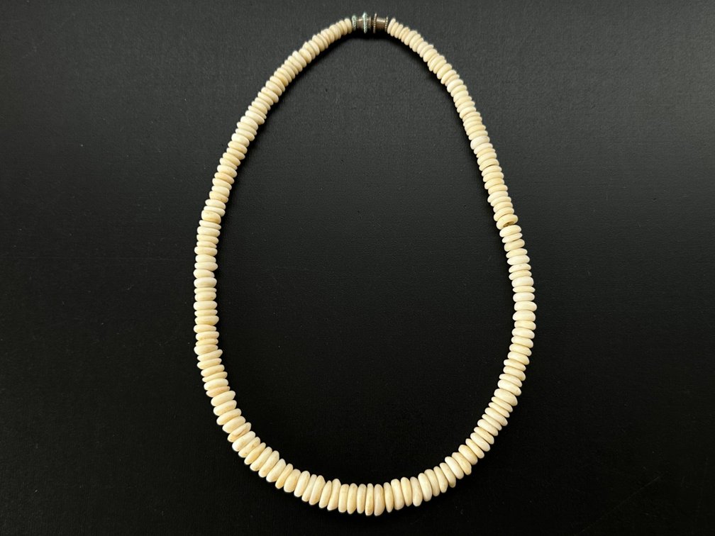 Natural Stone Bead Necklace - Cream Tones with Vintage Clasp