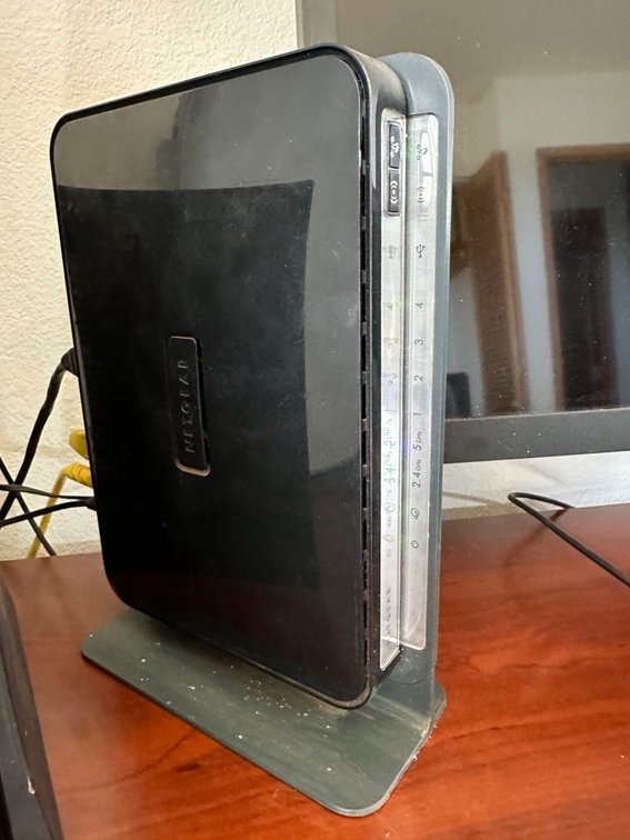 NETGEAR N750 Wireless Dual Band Gigabit Router Model WNDR4300