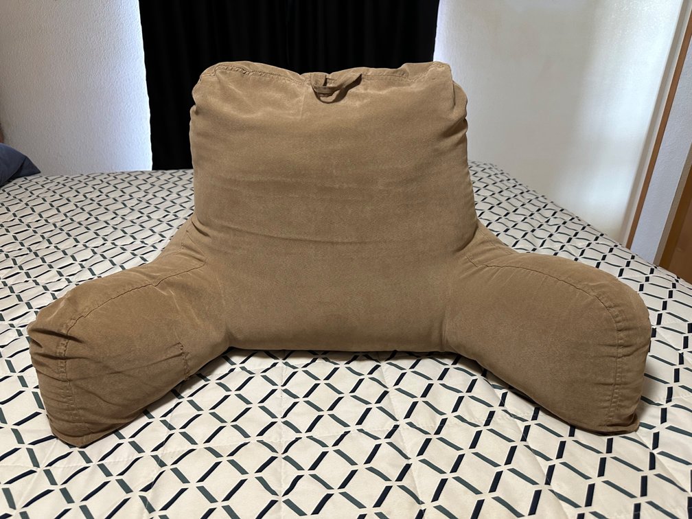 Heavyweight Supportive Pillow – Repaired on One Side