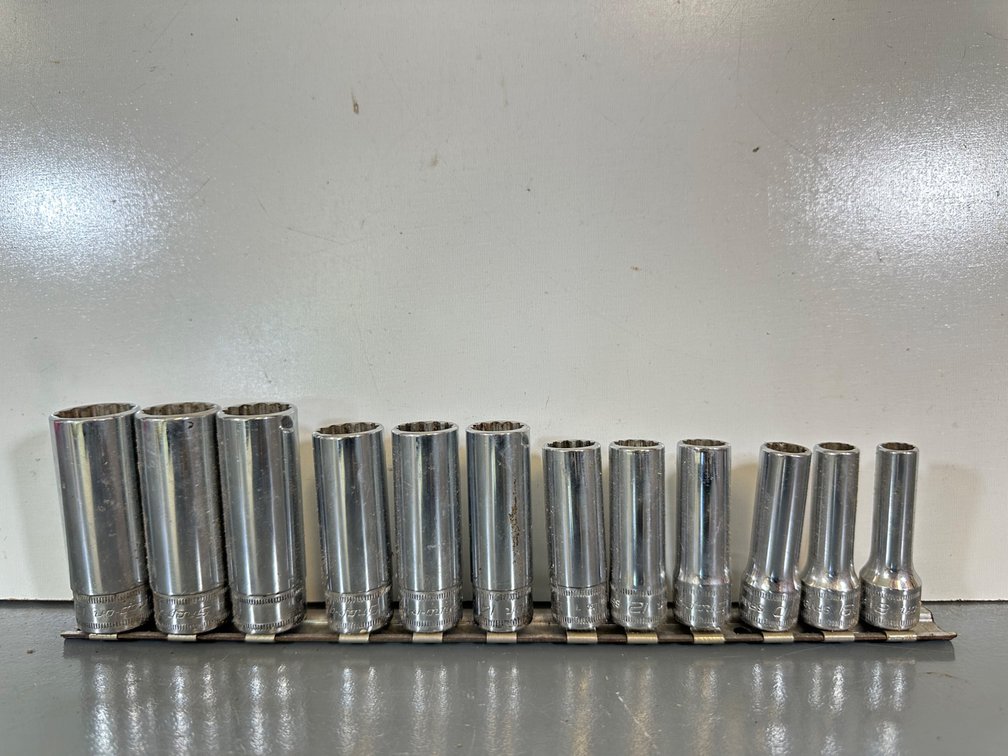 Snap-On 3/8" Drive 12-Point Deep Socket Set - 12 Pieces (3/8" to 1")