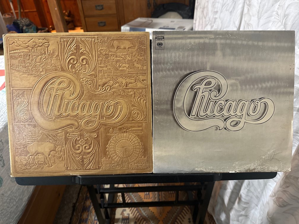 (X2) Chicago II and Chicago VII vinyl albums