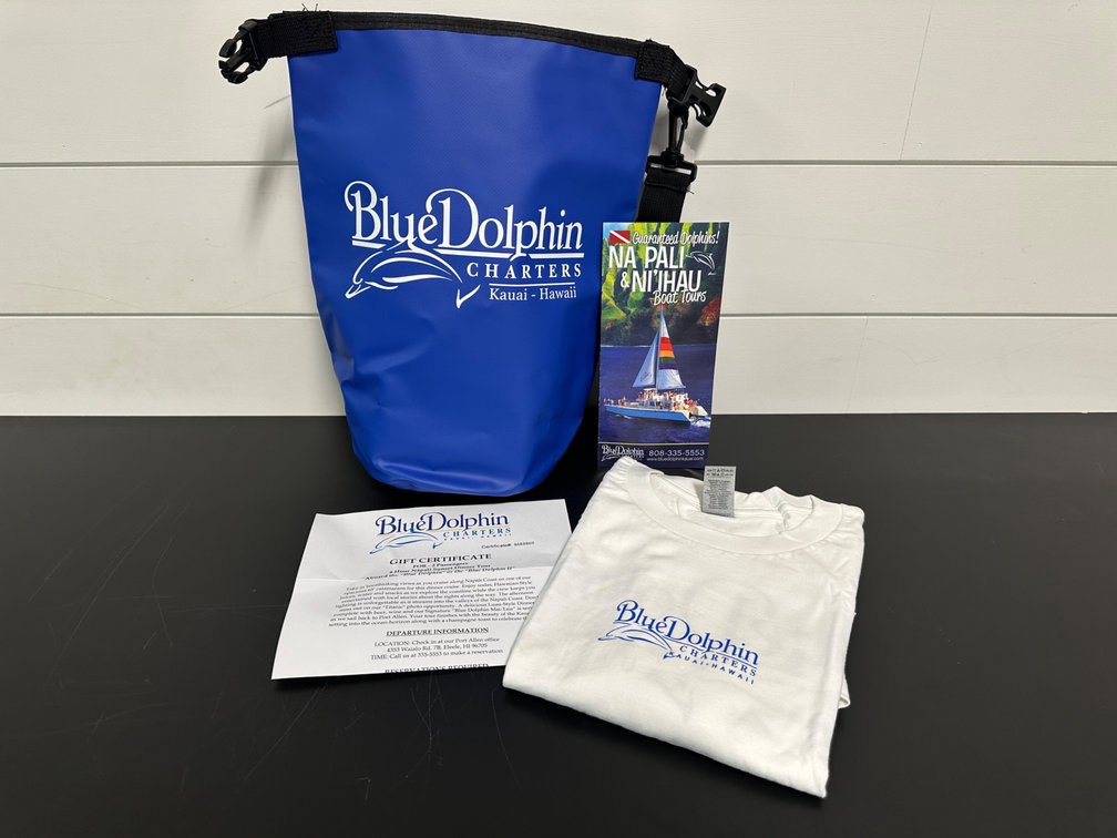 Sunset Dinner Cruise for Two with Blue Dolphin Charters – Gift Set Included