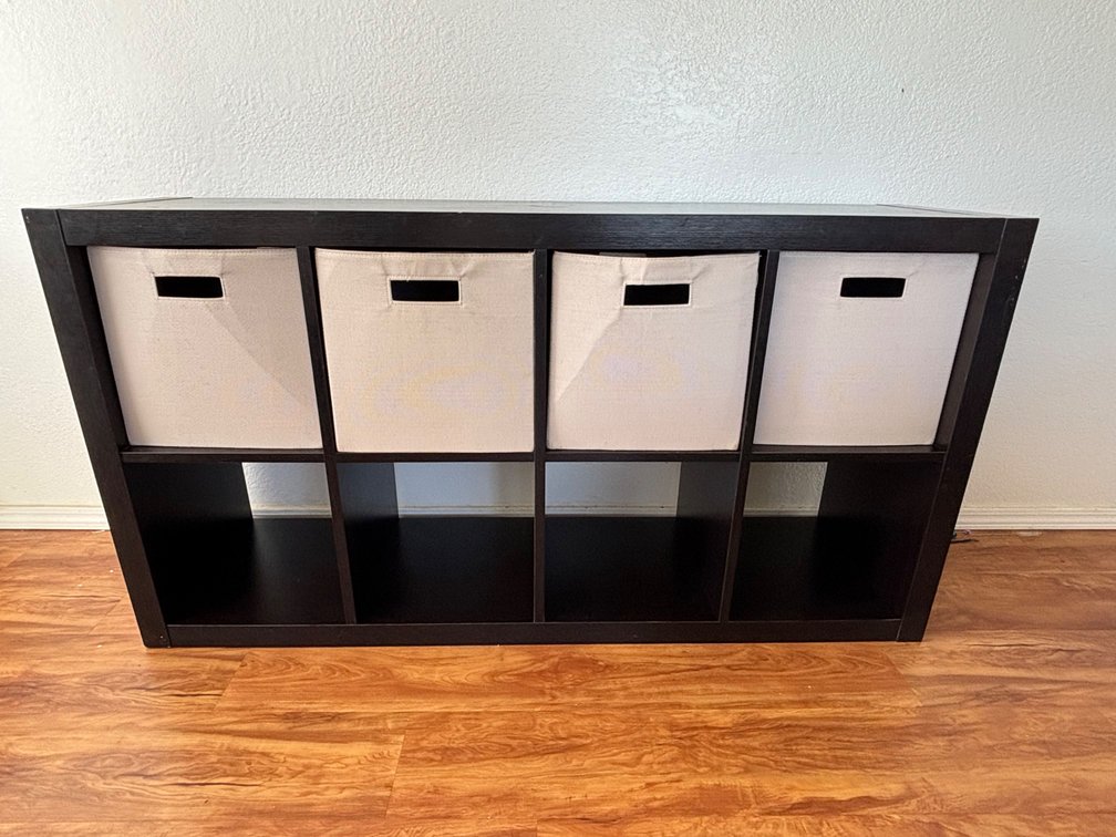 8 Cubby Organizing Shelf Unit with 4 Fabric Drawers