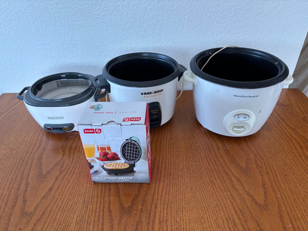 Mini Waffle Maker and 3 Incomplete Rice Cooker