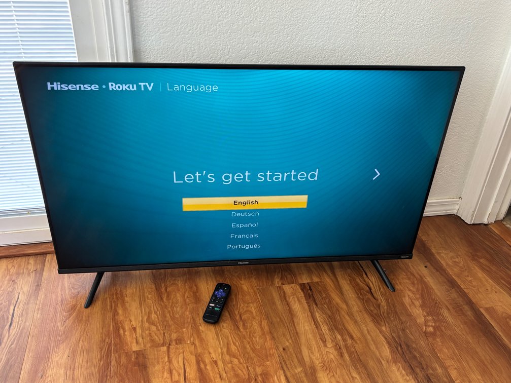 43” Hi Sense Roku TV with Remote