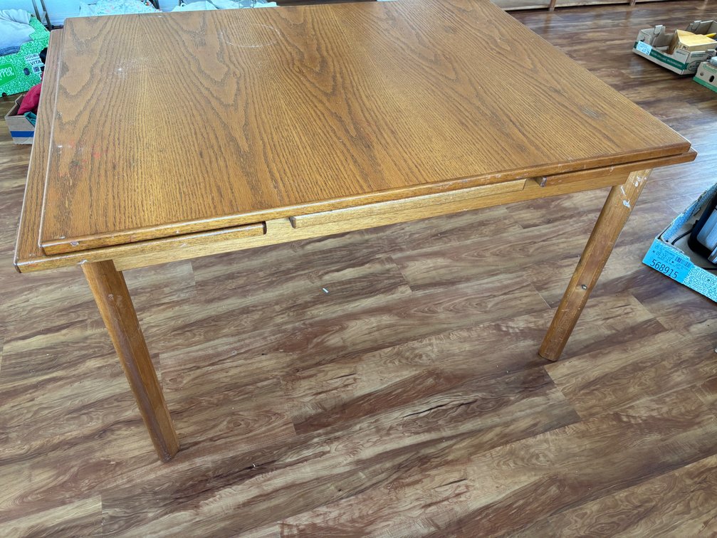 Unique Expandable Solid Wood Dining Table 