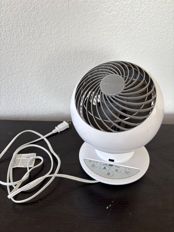 Woozoo Small Desk Top Circulator Fan