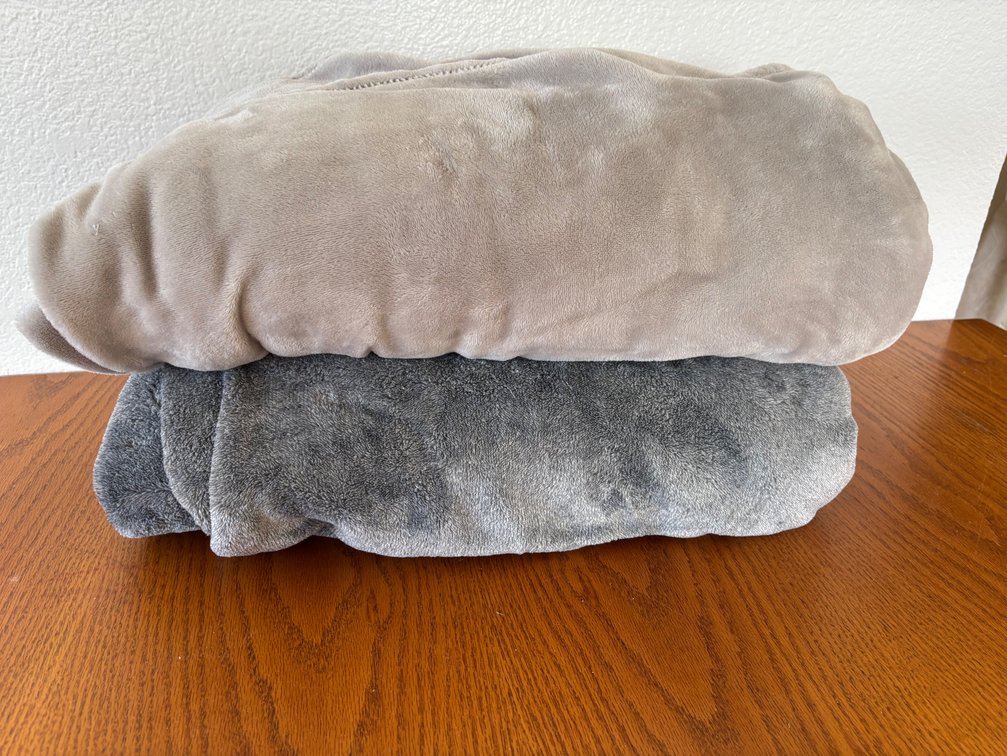 Pair of Comfortable Fuzzy Blankets