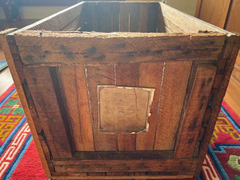 Antique wooden crate 24inx14inx13in