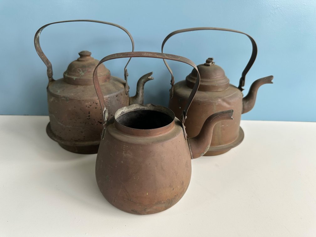 (X's 3) Vintage Copper Kettles – Set of Three