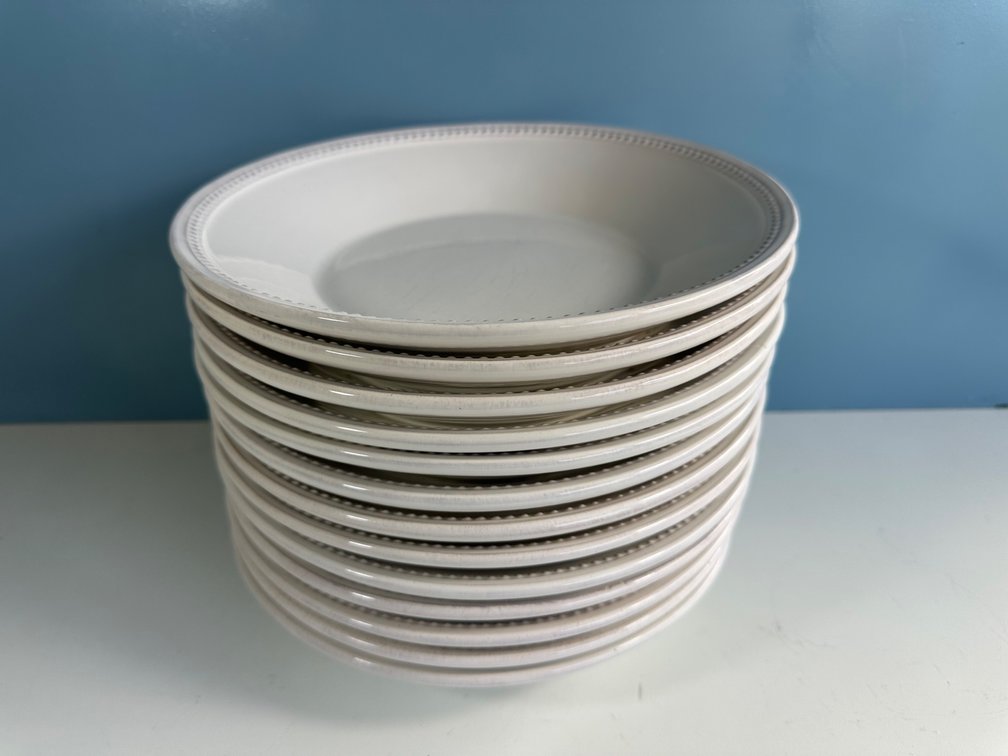 Cream-Toned Bowls – Approx. 10" Diameter, Versatile and Dishwasher Safe  
