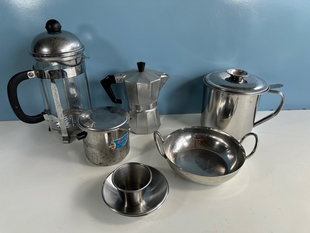 Coffee Lovers' Essentials: French Press, Moka Pot and More!