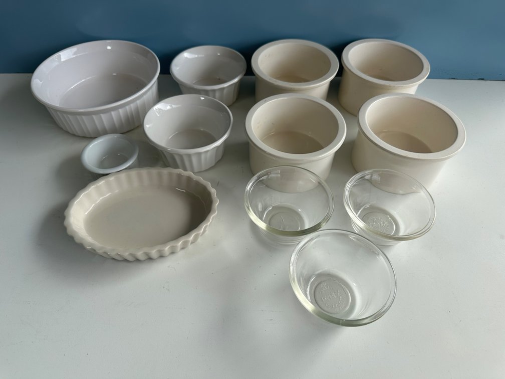 Large Collection of Bowls – Pyrex, PH Pervue Hendryx, and More!