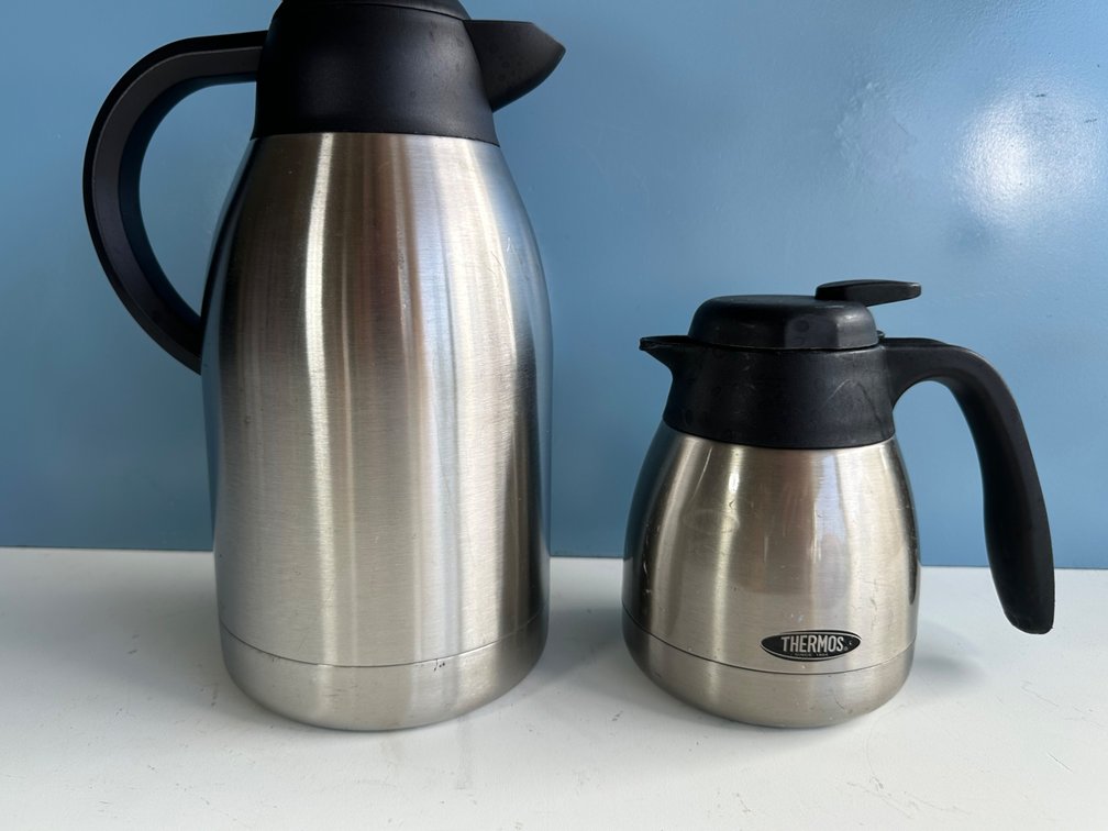 Thermal Vacuum Coffee Carafes