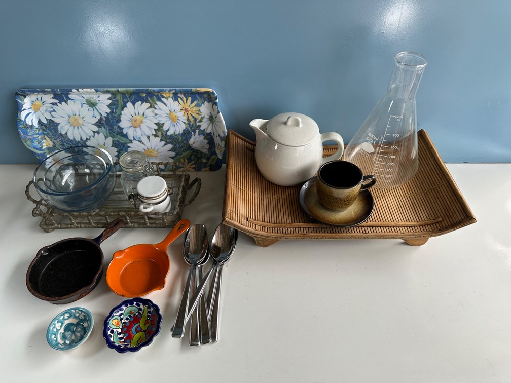 Assorted Kitchen Items – Trays, Spoons, Decorative Dishes and More!