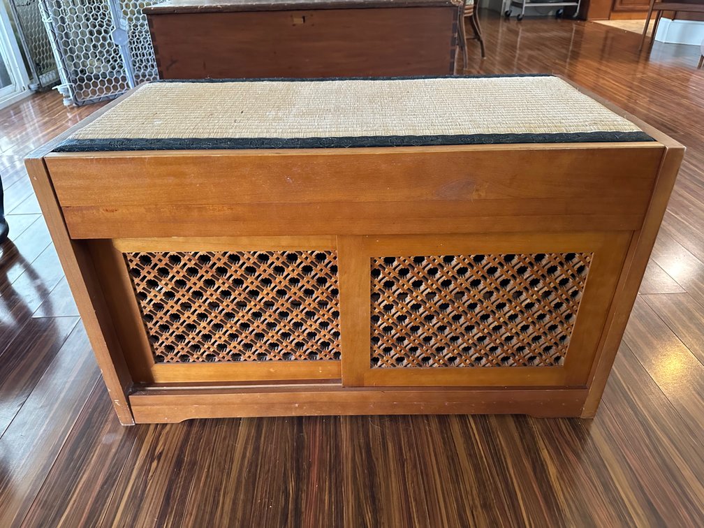 Wooden Storage Bench with Woven Panels – Functional and Stylish