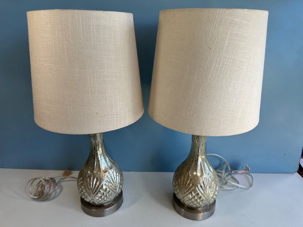 (X's 2) Pair of Matching Glass Table Lamps – Elegant Design
