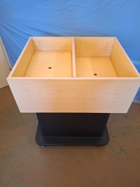 Rolling Bin Display