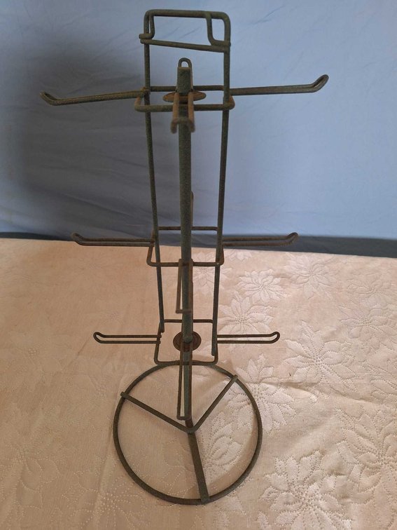 Metal Spinning Table Top Display Rack