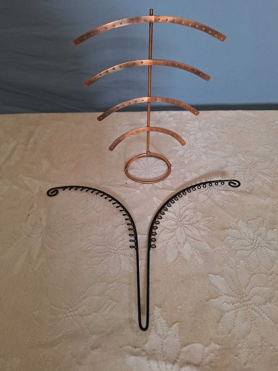 Metal Earring Display