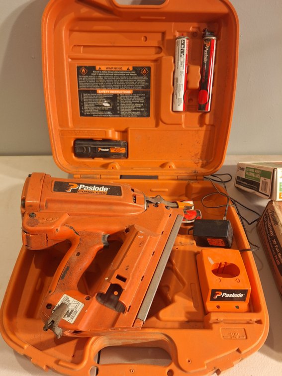 Paslode Framing Nail Gun