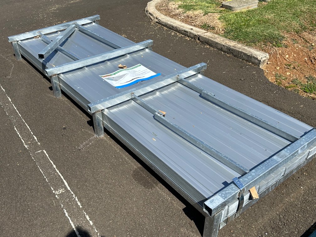 (X's 100) Allmetal Brand 10ft Galvalume Corrugated Steel Panels