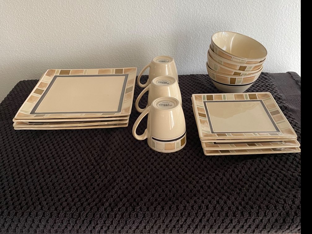 Dining set