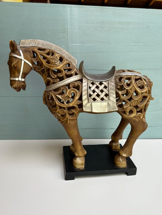 Pier 1 Horse Statue