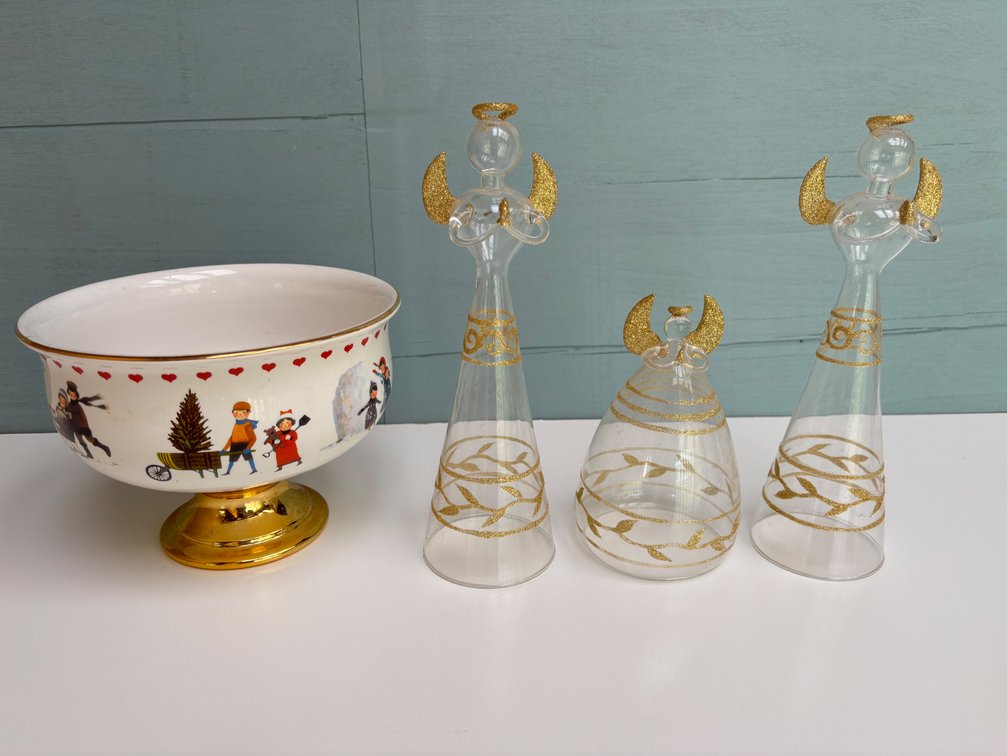 Delicate Festive Decorative Items