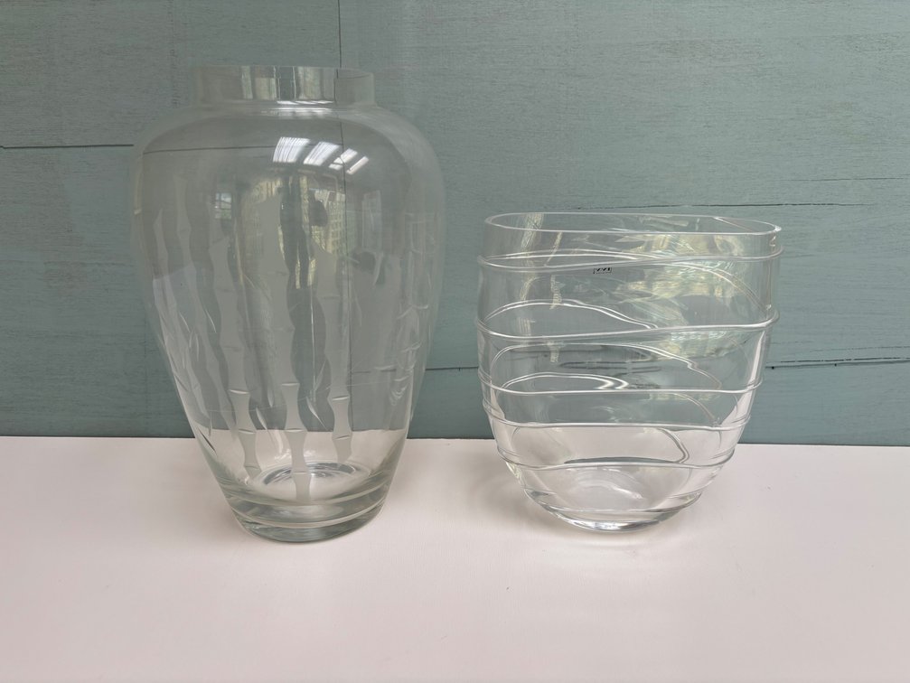 Selezione Mouth Blown Vase & Coordinating Bamboo Design Vase