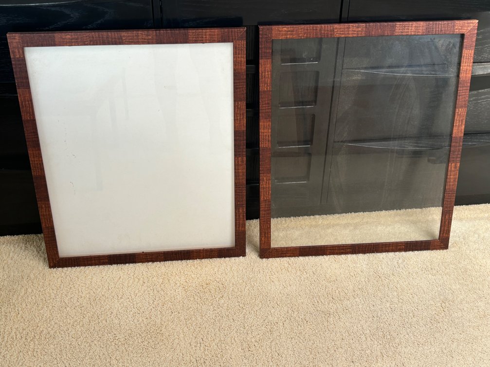 2 Large Frames