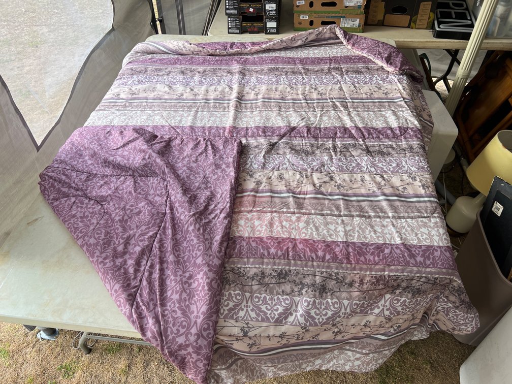 Queen Size Comforter