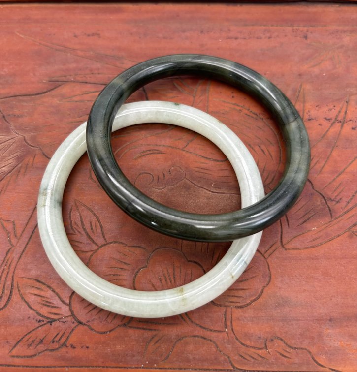2 Green Jade Rounded Bangle Bracelets 