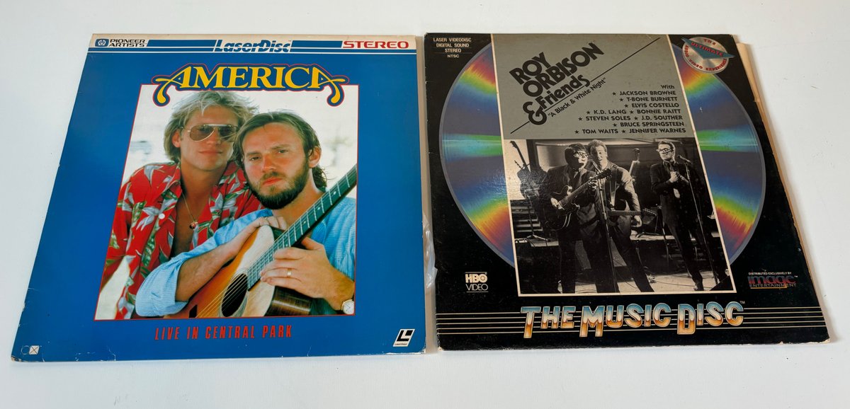 2 LaserDisc Videos America & Roy Orbison 