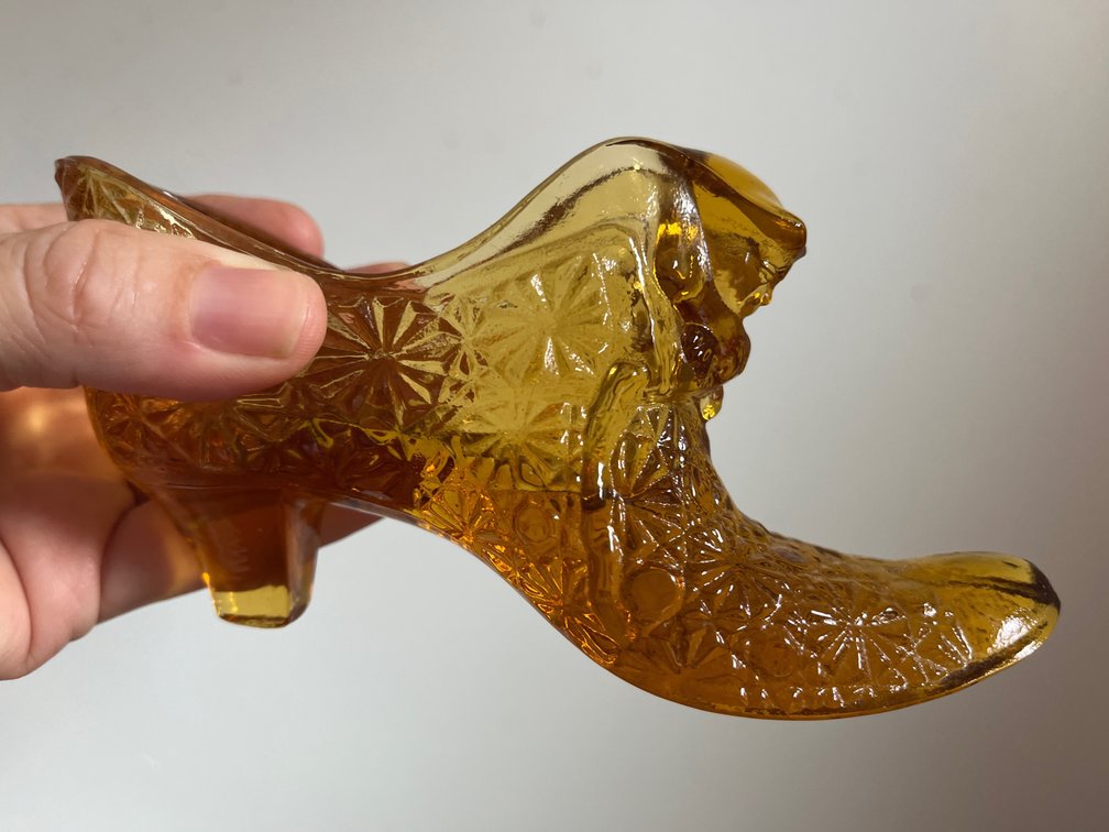 Vintage Fenton Amber Glass Cat Shoe