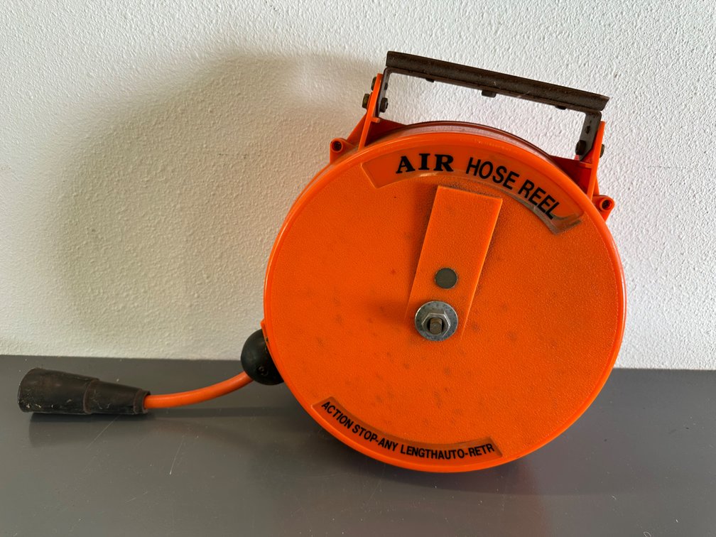 Retractable Air Hose Reel - Durable and Compact