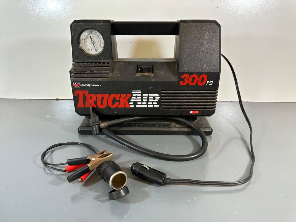 TruckAir 300 PSI Portable Air Compressor - Compact & Reliable