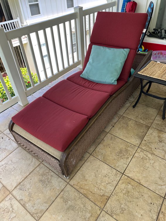 Outdoor Adjustable Patio Lounge Chair 