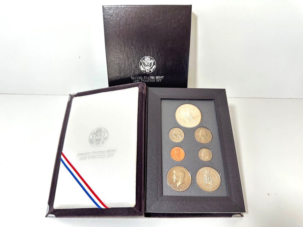 1989 U.S. Prestige Proof Set – Includes 90% Silver Dollar and Gem Proof Cameo Coins