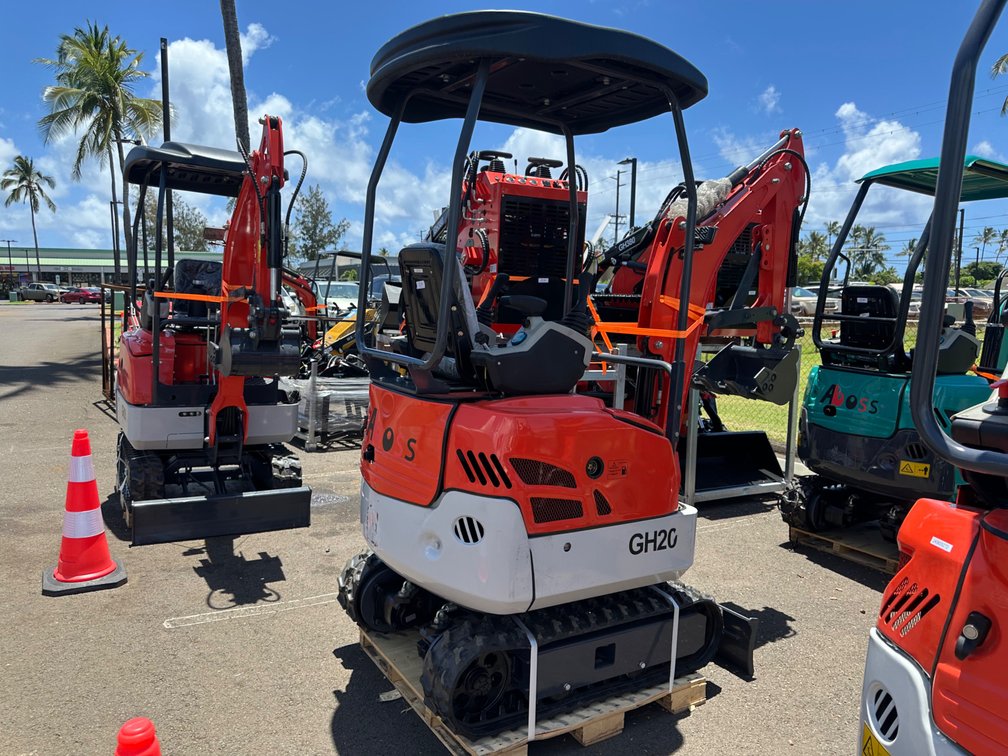 GH20 Mini Excavator – Red