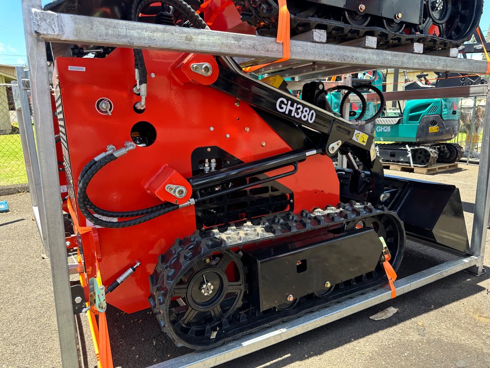 GH380 Mini Skid Steer Loader