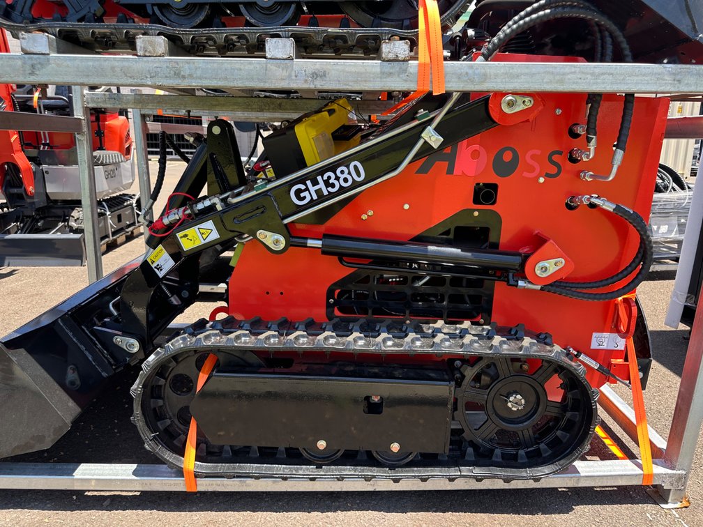 GH380 Mini Skid Steer Loader