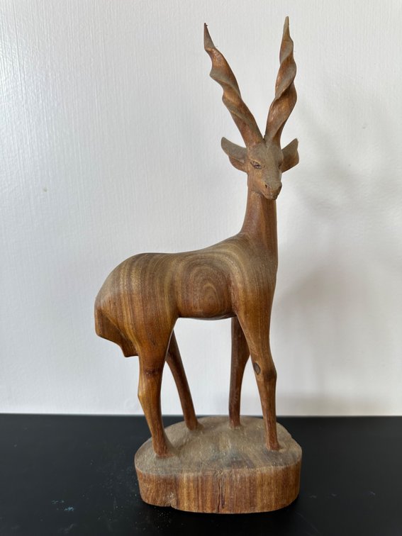 Hand-Carved Kudu Antelope – Rosewood Figurine from Kenya