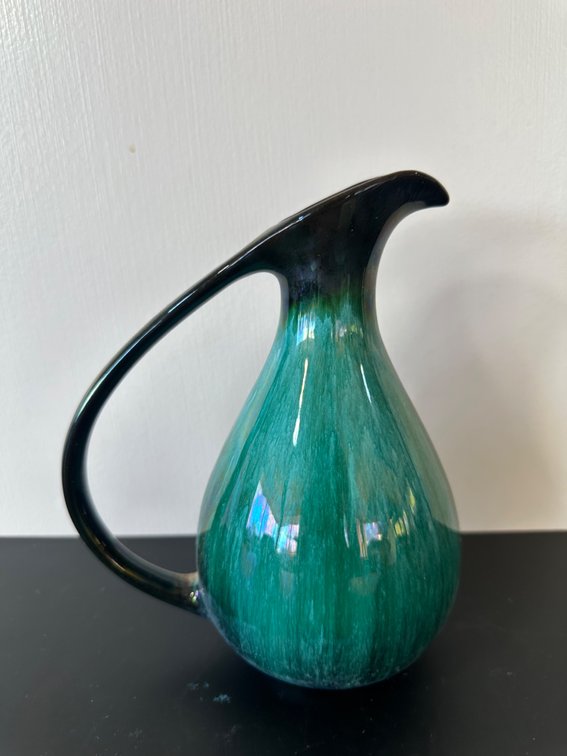 Ontario Blue Mountain Pottery Pitcher – Vibrant Glaze Décor