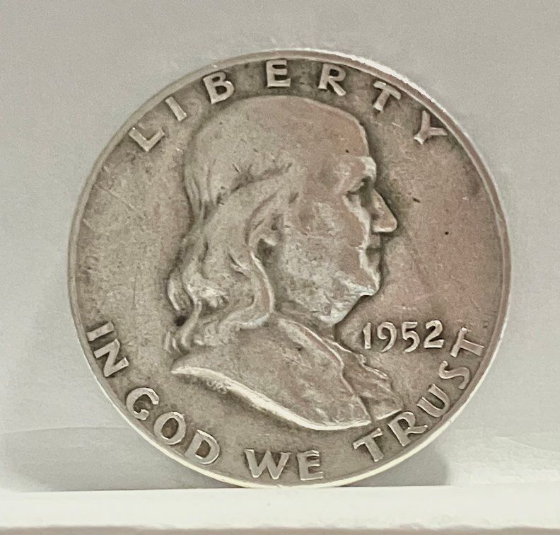 1952D Benjamin Franklin Silver Half Dollar