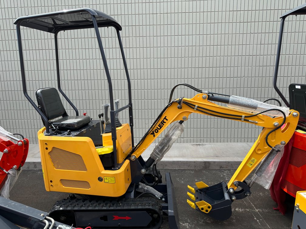 Youert Model U-12 Mini Excavator