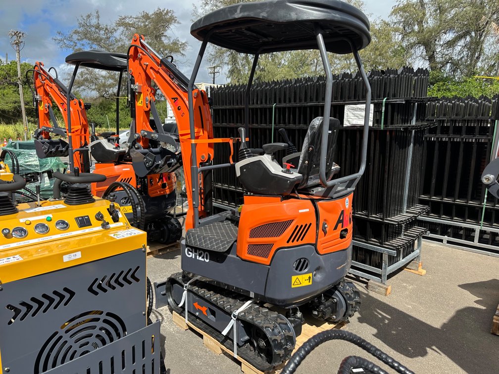 GH20 Mini Excavator – Orange