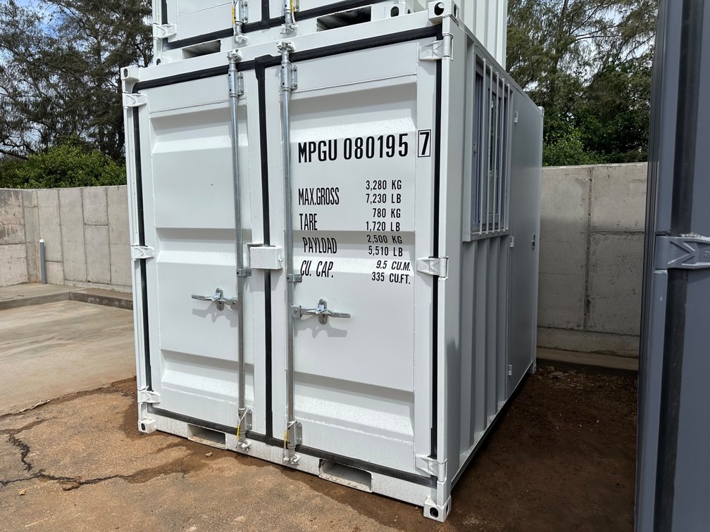 MPGU0801957  Cube Storage Container/Office – 80"x98"x89" with Window