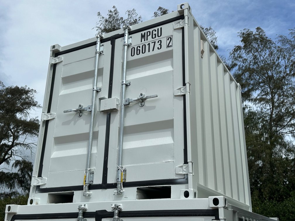 MPGU0601732  Cube Storage Container/Office –78"x65"x69"